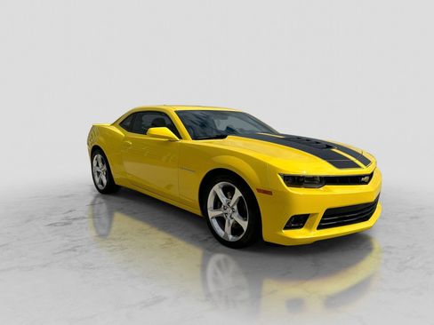 Used 2014 Chevrolet Camaro SS w/ RS Package RWD image 10