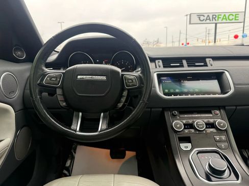 Used 2018 Land Rover Range Rover Evoque image 29