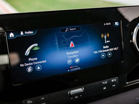 Used 2023 Mercedes-Benz Sprinter 2500 image 53