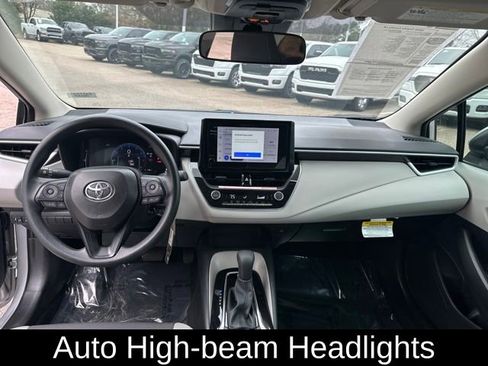 Used 2026 Toyota Corolla LE image 11