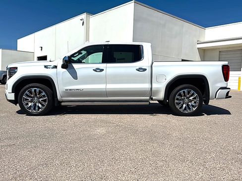 Used 2024 GMC Sierra 1500 Denali image 4