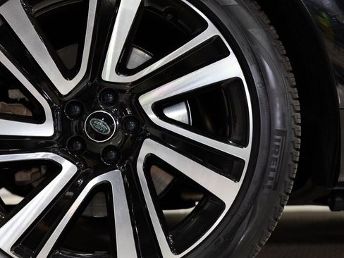 Used 2023 Land Rover Range Rover SE image 14