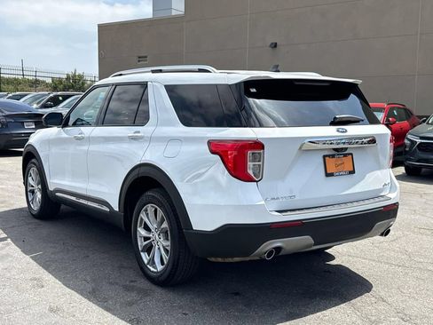 Used 2023 Ford Explorer Limited AWD/4WD image 4
