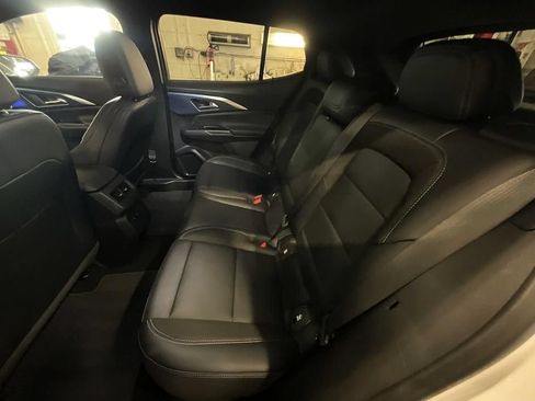 Used 2026 Chevrolet Equinox EV LT w/ Convenience Package II FWD image 27