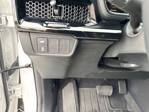 Used 2023 Honda CR-V Sport Touring image 33