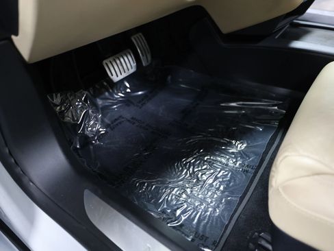 Used 2017 Tesla Model S P100D image 28