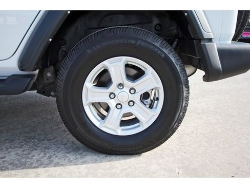 Used 2022 Jeep Wrangler Unlimited Sport AWD/4WD image 29