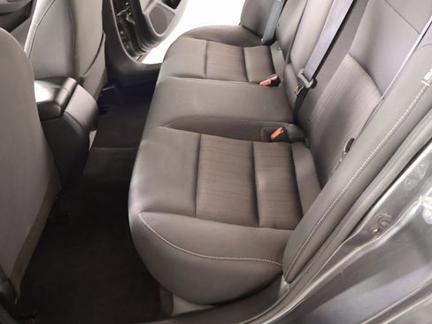 Used 2024 Nissan Altima 2.5 SV image 11