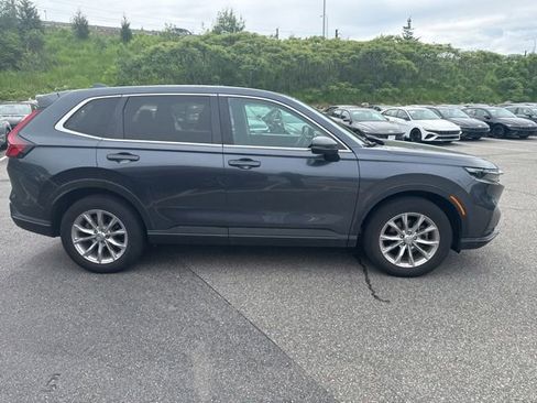 Used 2024 Honda CR-V EX image 2