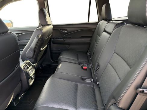 Used 2020 Honda Passport Touring image 11