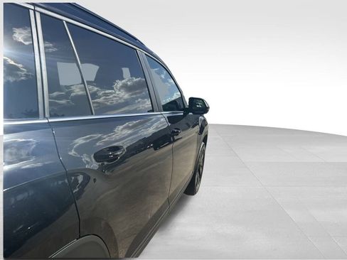 New 2026 Volkswagen Atlas SE FWD image 32