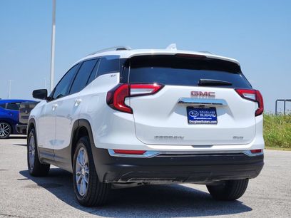 Used 2024 GMC Terrain SLT w/ Infotainment Package II