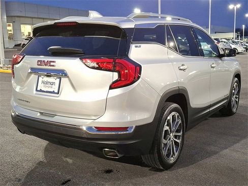 Used 2020 GMC Terrain SLT w/ Preferred Package image 7