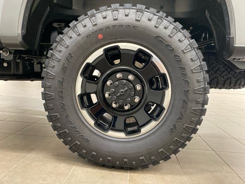 New 2026 Ford F350 Lariat w/ Tremor Off-Road Package AWD/4WD image 24