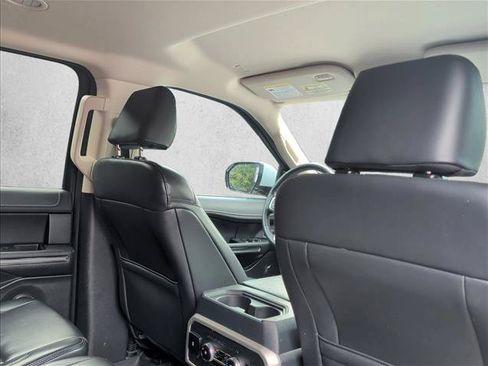 Used 2024 Ford Expedition Max XLT RWD image 22