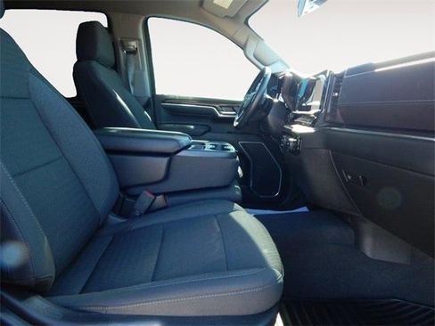 Used 2024 Chevrolet Silverado 1500 LT image 15