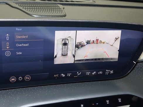 Certified 2025 Buick Enclave Avenir image 19