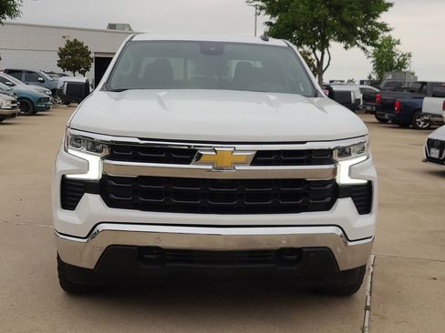 Used 2025 Chevrolet Silverado 1500 LT w/ Safety Package AWD/4WD image 5