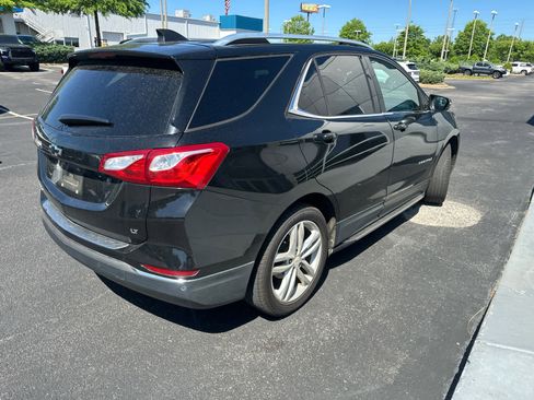 Used 2018 Chevrolet Equinox LT w/ Sun & Infotainment Package image 12