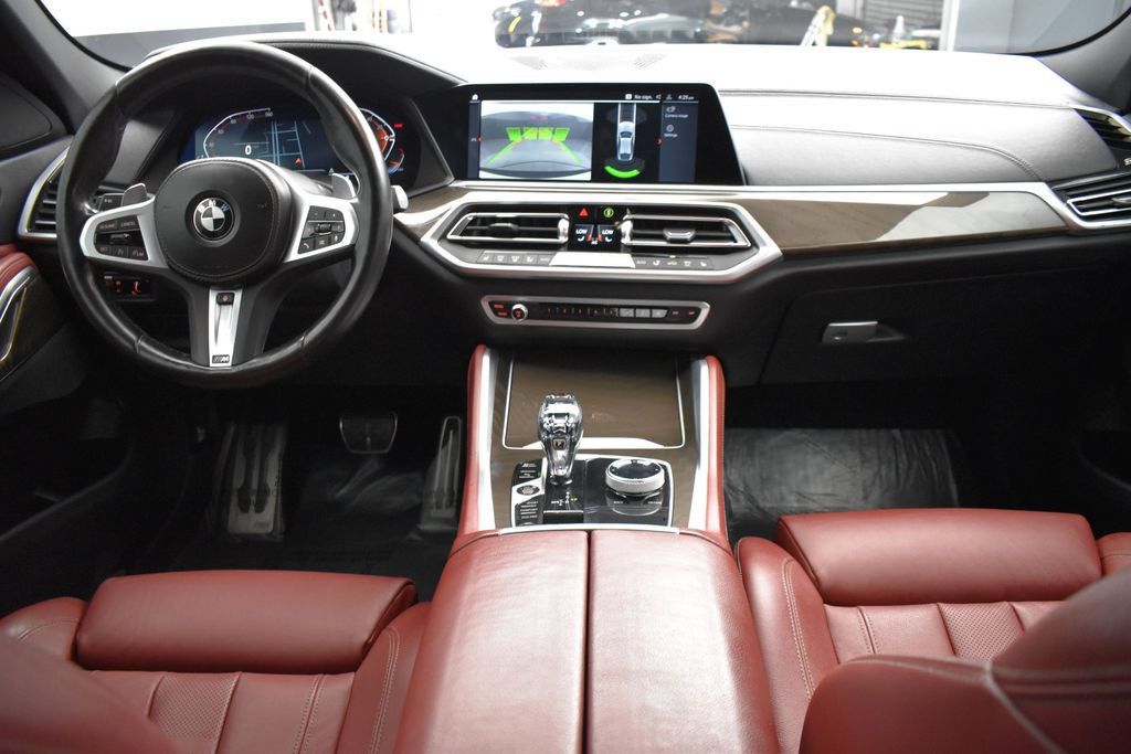 Used 2022 BMW X6 xDrive40i w/ Executive Package AWD/4WD image 14