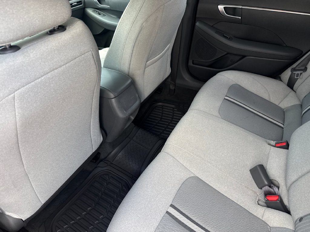 Used 2021 Hyundai Sonata SE FWD image 12