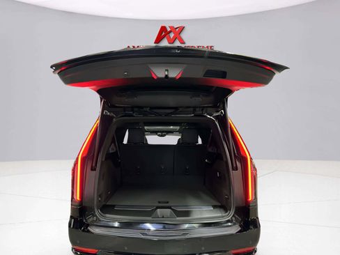 Used 2022 Cadillac Escalade ESV Premium Luxury AWD/4WD image 67