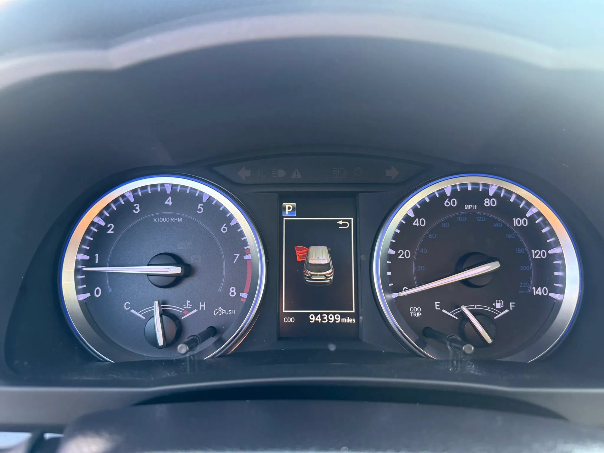 Used 2019 Toyota Highlander XLE AWD/4WD image 17