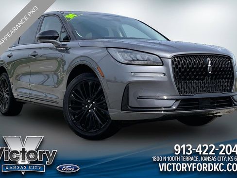 Used 2024 Lincoln Corsair AWD w/ Equipment Group 101A image 1
