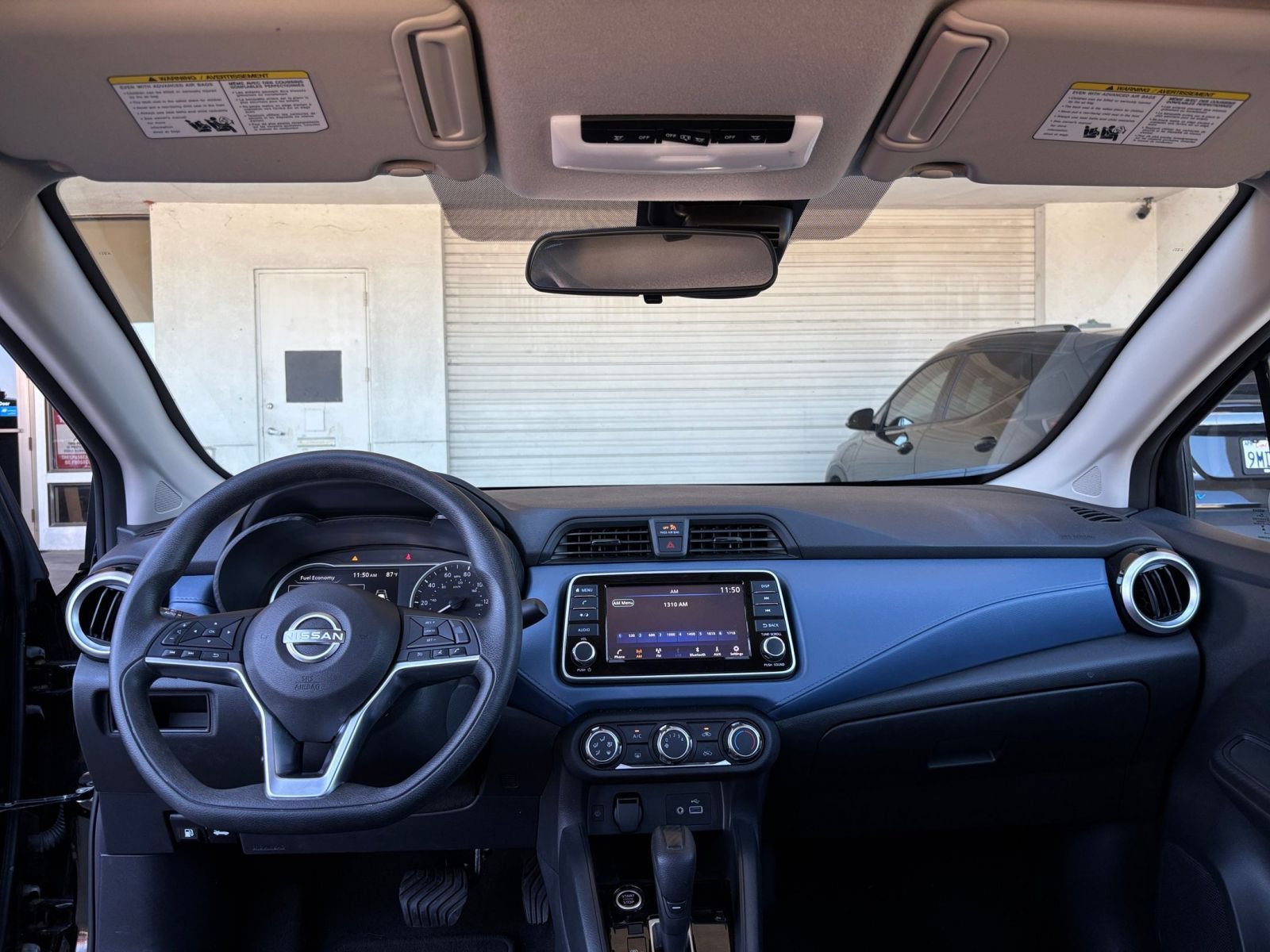 Used 2025 Nissan Versa SV FWD image 31