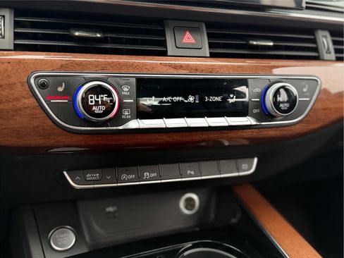 Used 2022 Audi A4 2.0T Premium w/ Convenience Package image 14