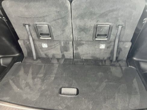 Used 2023 Jeep Grand Cherokee L Limited w/ Luxury Tech Group II image 35