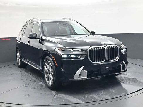 Used 2026 BMW X7 xDrive40i image 2