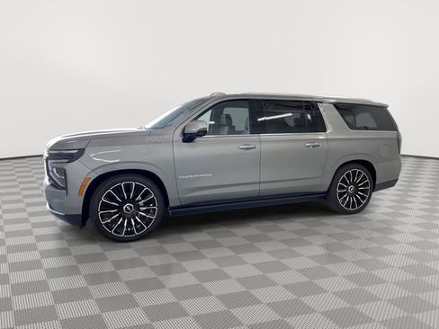 New 2026 Chevrolet Suburban High Country image 11