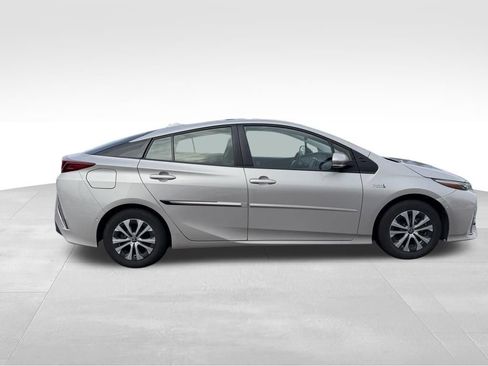 Used 2021 Toyota Prius Prime Limited image 22