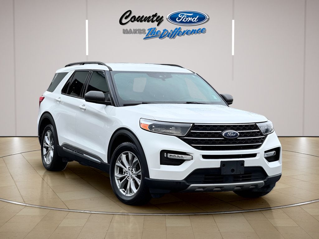 Used 2022 Ford Explorer XLT w/ Equipment Group 202A RWD image 1