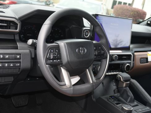 New 2026 Toyota 4Runner Limited image 4