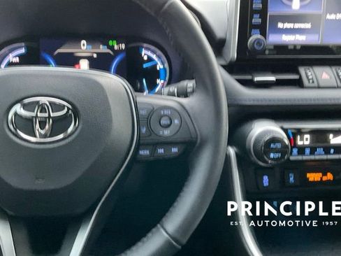 Used 2021 Toyota RAV4 XSE image 19