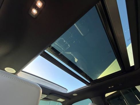 Used 2024 Ford F150 Lightning Platinum image 21