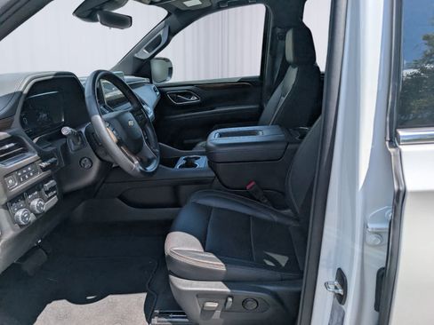 Used 2024 Chevrolet Tahoe High Country AWD/4WD image 18