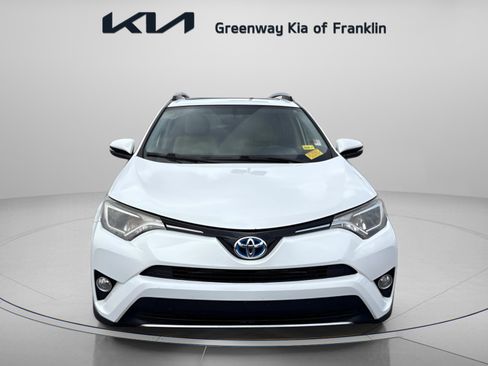 Used 2016 Toyota RAV4 XLE AWD/4WD image 2