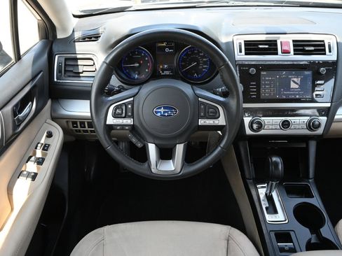 Used 2017 Subaru Legacy 2.5i Premium AWD/4WD image 8