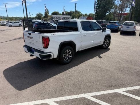 Used 2021 GMC Sierra 1500 Elevation w/ Preferred Package AWD/4WD image 18