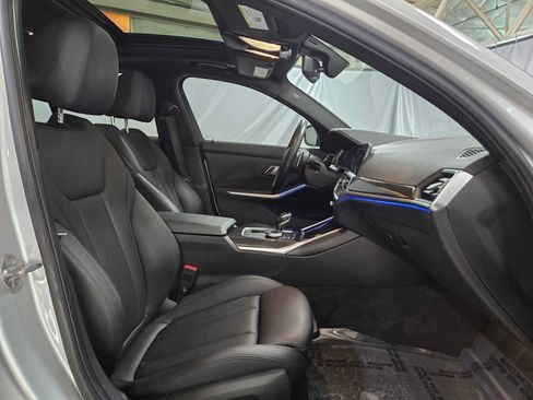 Used 2019 BMW 330i xDrive Sedan w/ Convenience Package AWD/4WD image 11