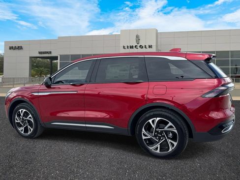 New 2026 Lincoln Nautilus Premier AWD/4WD image 5