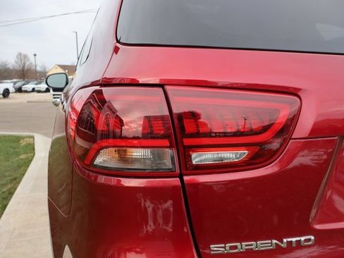 Used 2020 Kia Sorento SX image 34