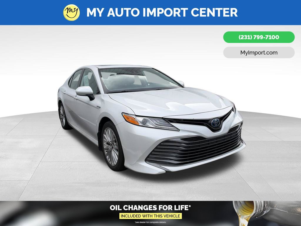 Used 2020 Toyota Camry XLE w/ Sunroof Package FWD 360° Tour