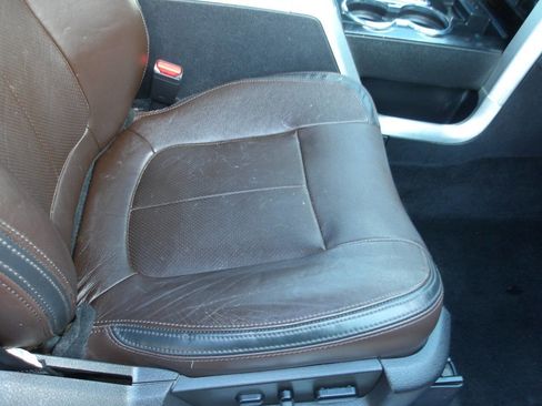 Used 2011 Ford F150 Platinum image 25