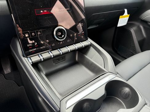 New 2026 GMC Terrain Denali AWD/4WD image 13