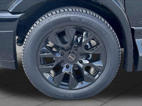 New 2026 GMC Savana 2500 Extended w/ Driver Convenience Package RWD image 9