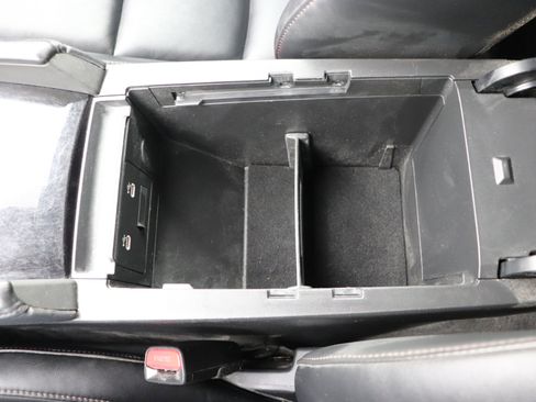 Used 2024 MAZDA MAZDA3 s image 37